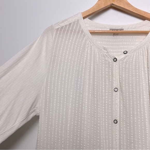 Lucky Brand Ivory Textured Soft Button Up 3/4 Sleeve Decorative Gauzy Blouse - Picture 5 of 12